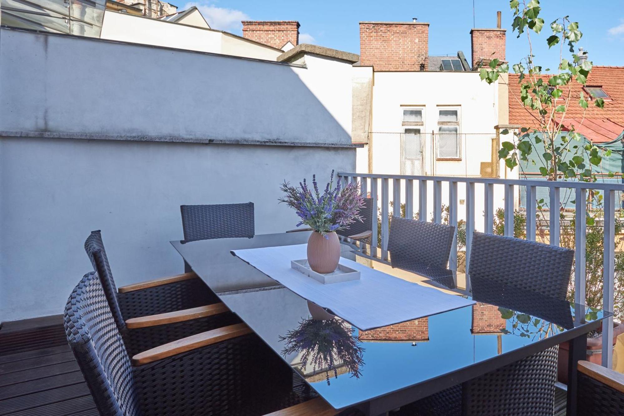 Zatecka - Terrace Residence In The Old Town Prag Exterior foto