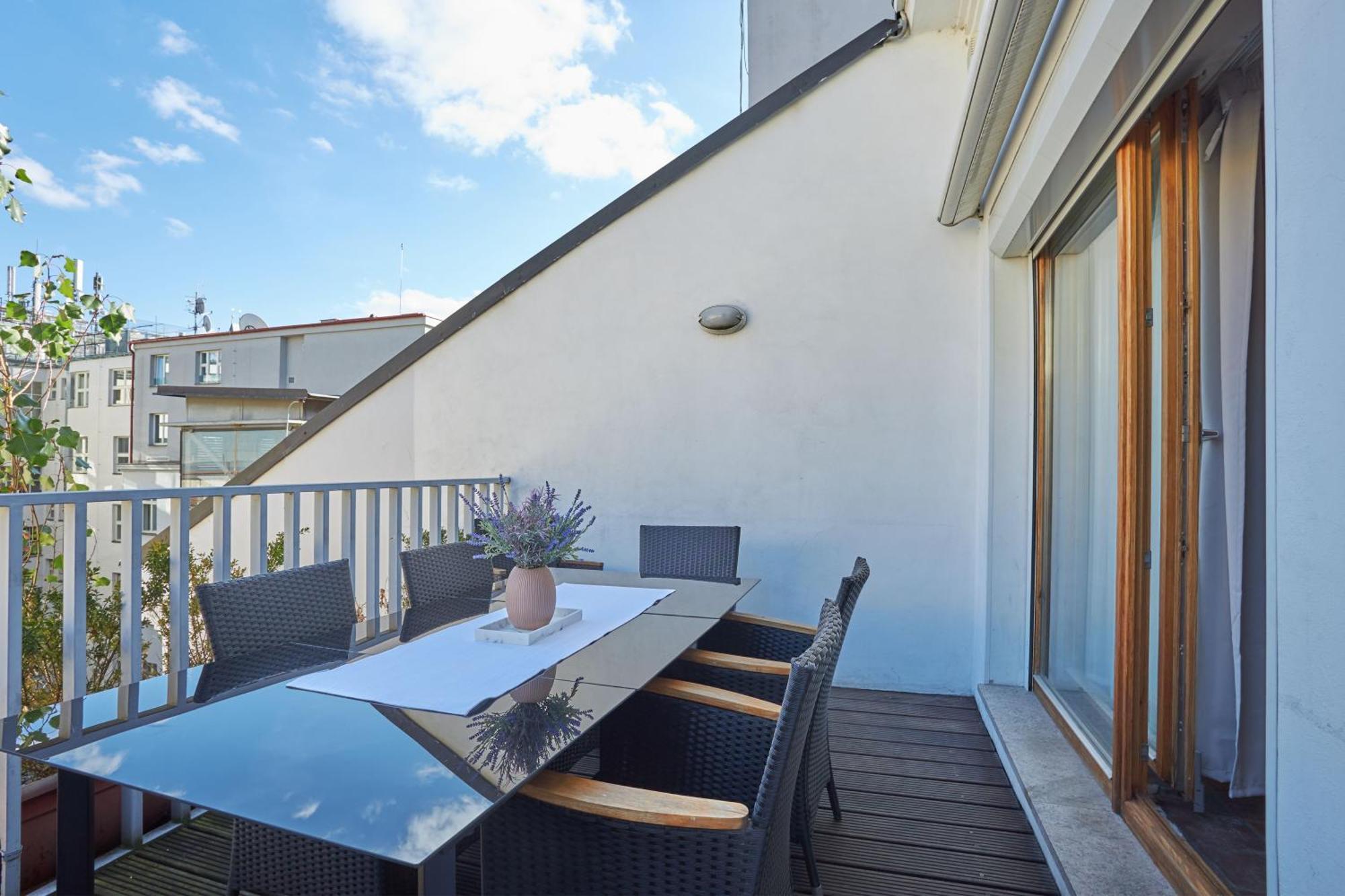 Zatecka - Terrace Residence In The Old Town Prag Exterior foto